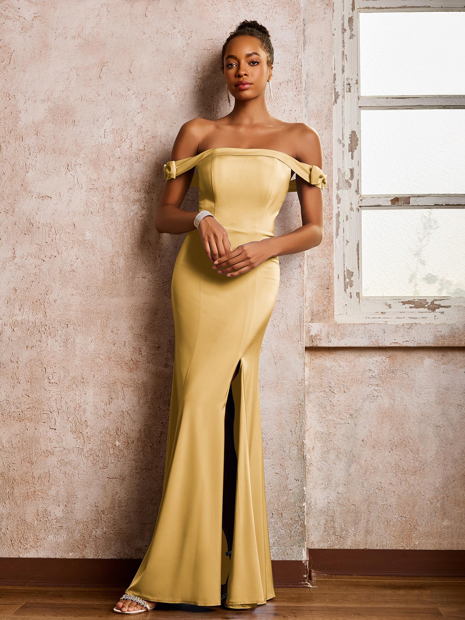 Backless Off-the-shoulder Sheath Dresses With Slit Gold - Image 3