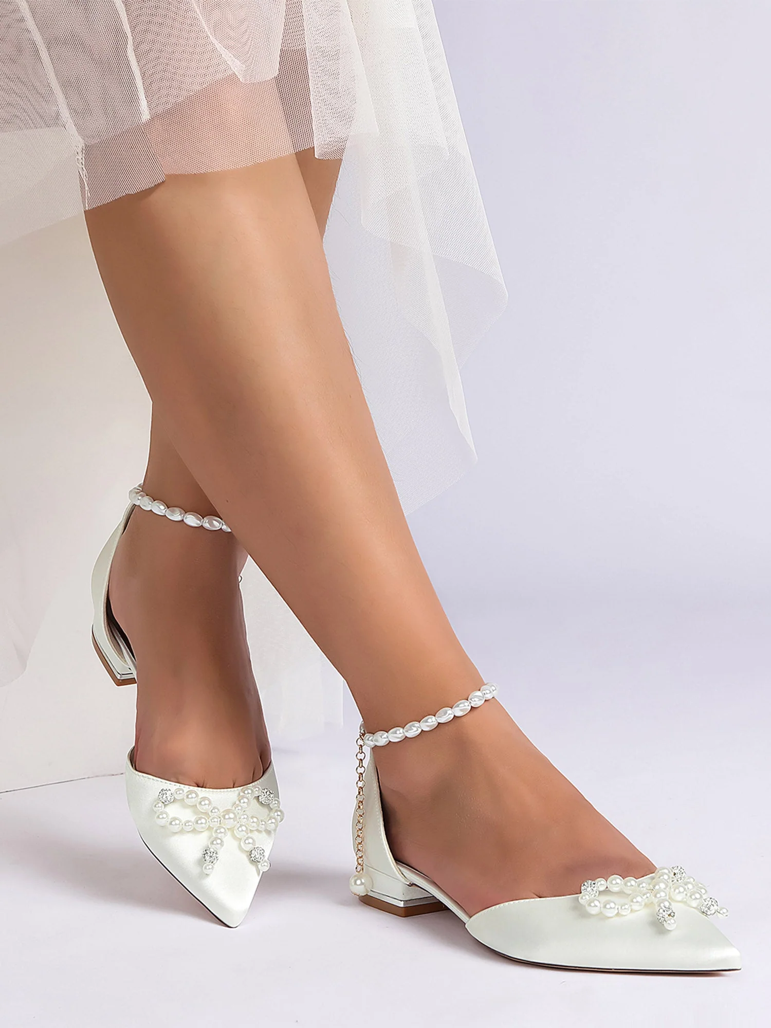 Women's Pearl Pointed Flat Wedding Shoes - Image 9